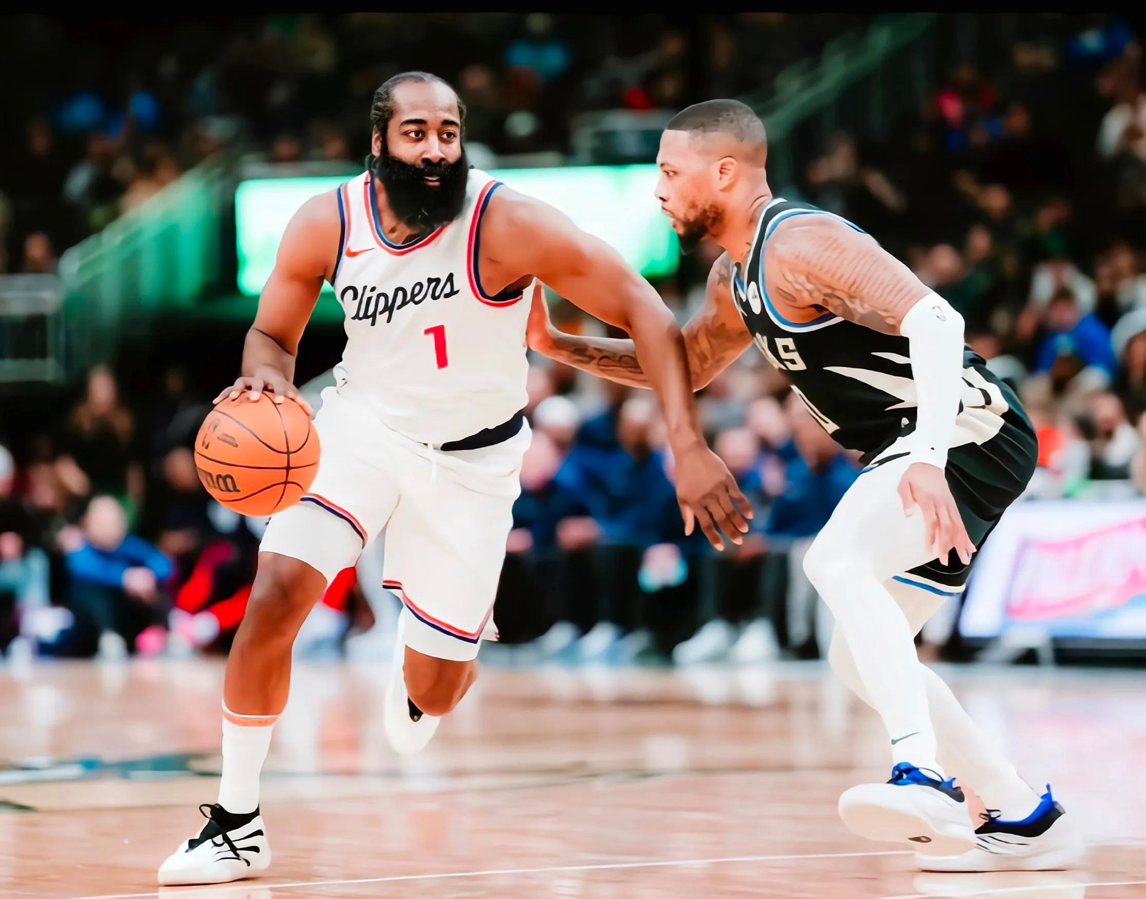 包含密尔沃基雄鹿发布备战花絮，集结日篮板制胜，亚冠任务艰巨，轮换策略成焦点的词条